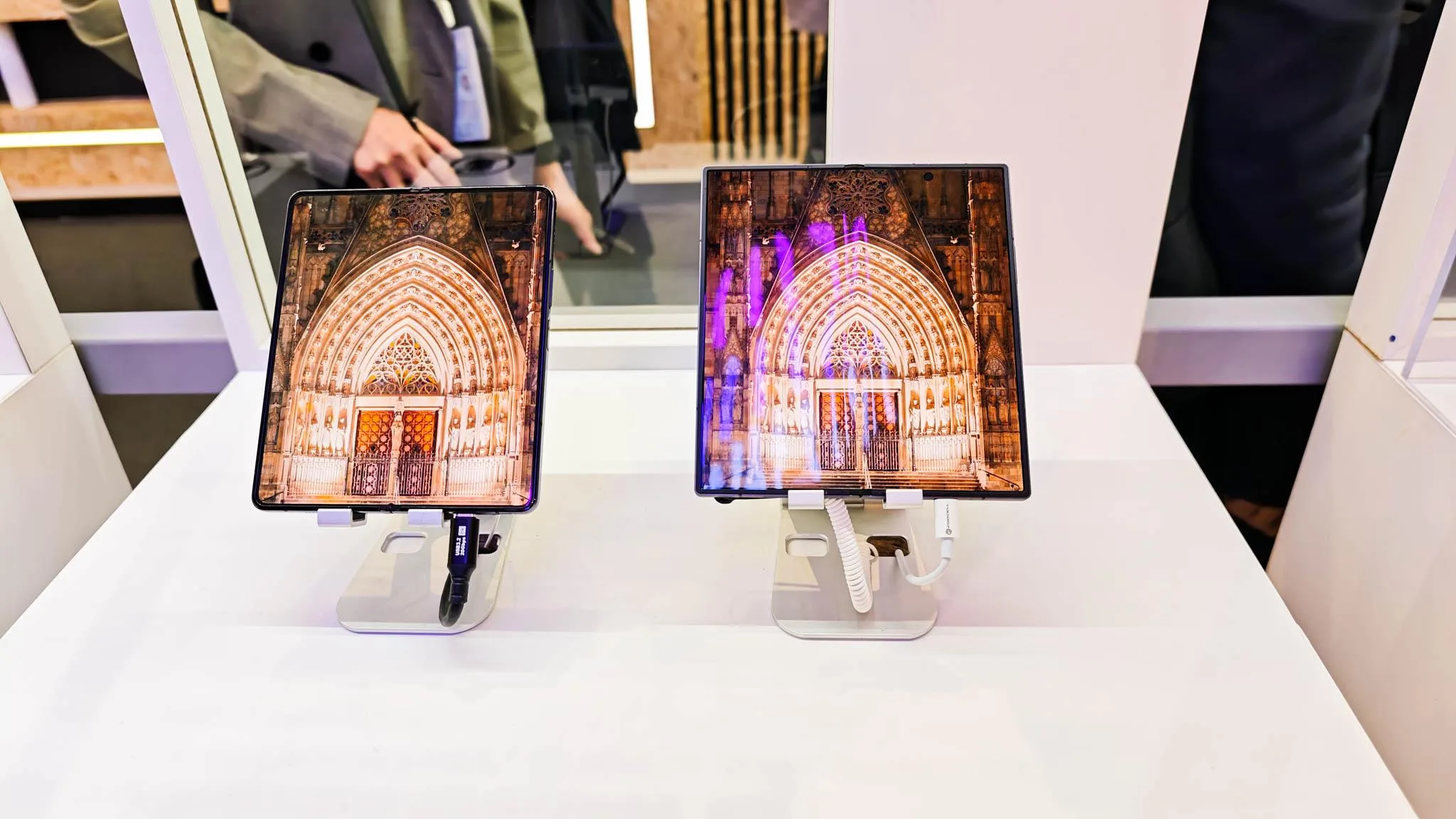 Creaseless Display: Masa Depan Layar